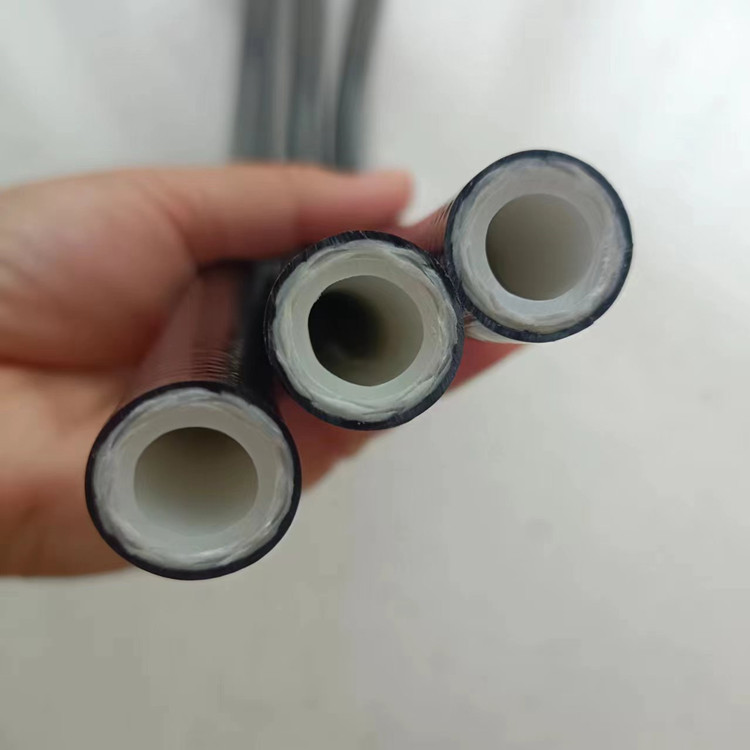 樹(shù)脂管圖片