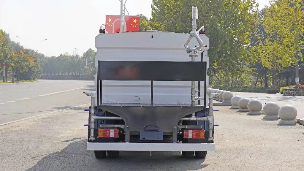 7方重汽藍牌灑水車報價圖片