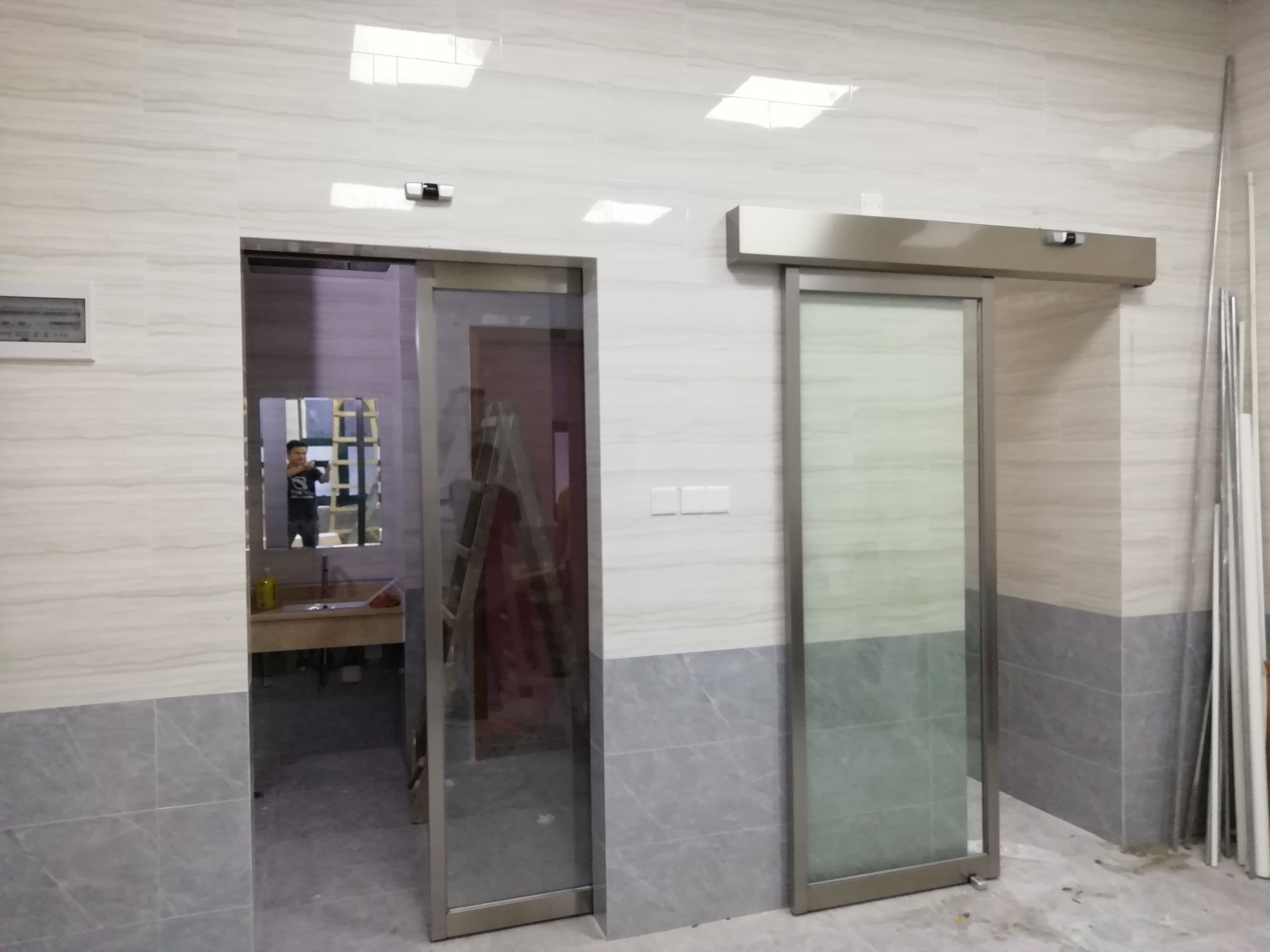 不銹鋼自動(dòng)門(mén)圖片/不銹鋼自動(dòng)門(mén)樣板圖 (3)