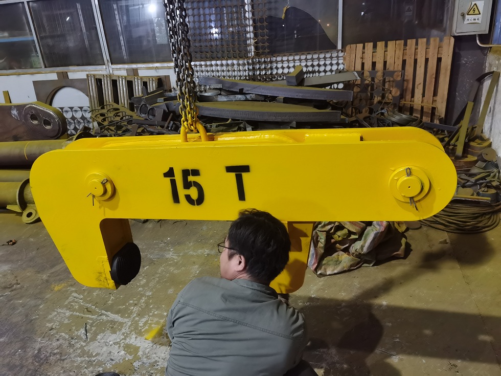 15噸F型夾鉗定制廠家-價格-哪家好-電話【泰州市佑禾機械吊具有限公司】