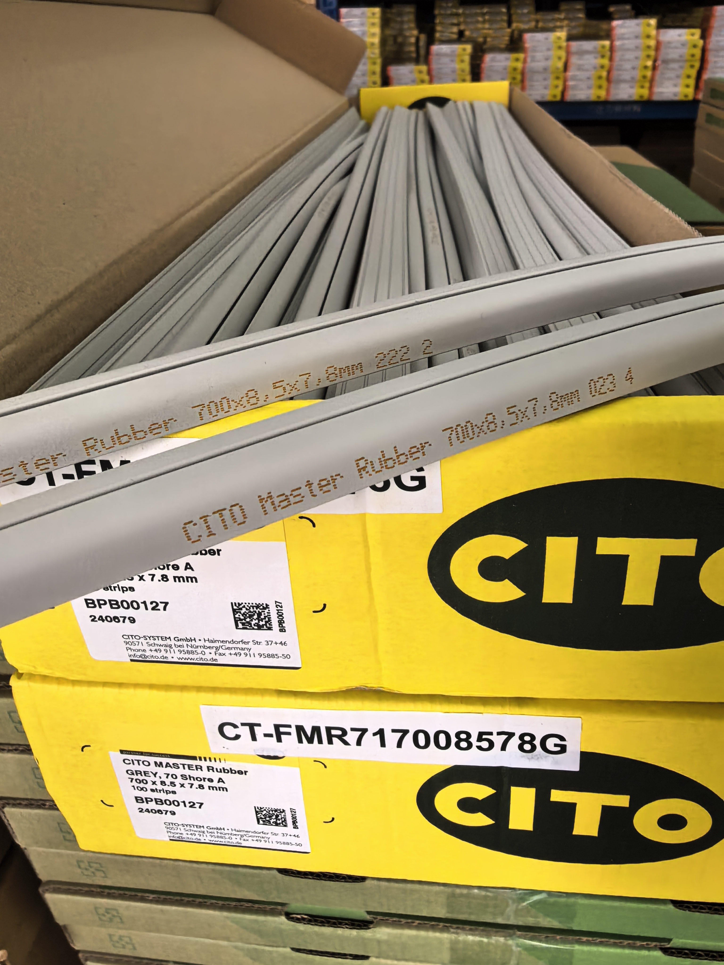 這里提供卡紙瓦楞紙防爆膠條模切壓痕進口防爆膠條服務(wù)