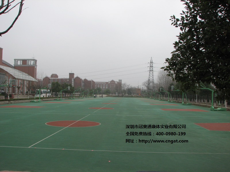 供應(yīng)用于運(yùn)動(dòng)場(chǎng)地的硅PU球場(chǎng)材料與丙烯酸