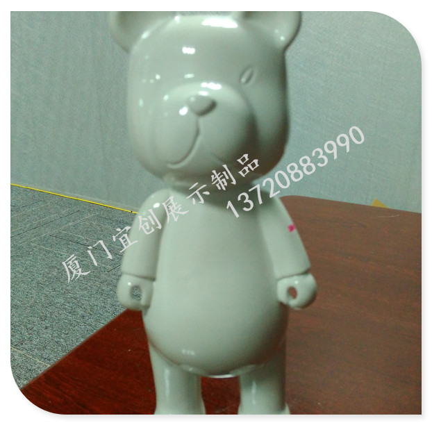 供應(yīng)玻璃鋼樹(shù)脂小熊 玻璃鋼雕塑  廈門(mén)玻璃鋼雕塑廠家 卡通人物雕塑