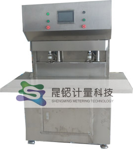 供應(yīng)半自動亞麻油定量灌裝機的價格