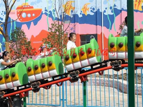 果蟲(chóng)滑車(chē)-*這么大，大青蟲(chóng)帶你去看看，創(chuàng)藝直銷(xiāo)