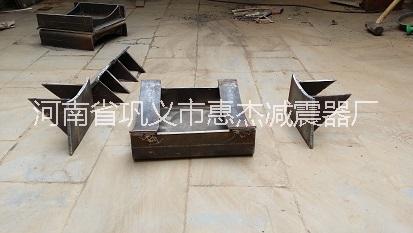 隧道內(nèi)大水平推力管道固定支架的設(shè)計(jì)