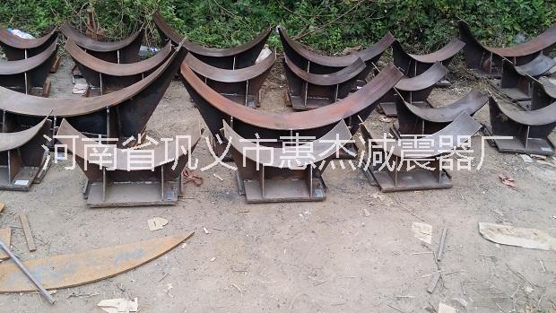 隧道內(nèi)大水平推力管道固定支架的設(shè)計(jì)