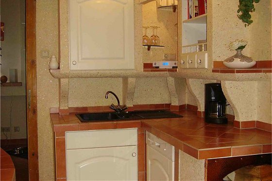 供應(yīng)進(jìn)口硅藻泥墻衣青島高科園有售嗎