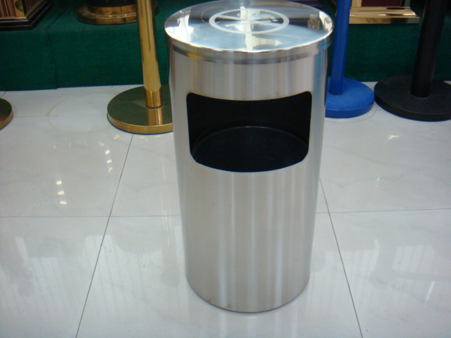 供應北京不銹鋼垃圾桶批發(fā)，不銹鋼垃圾桶批發(fā)廠家