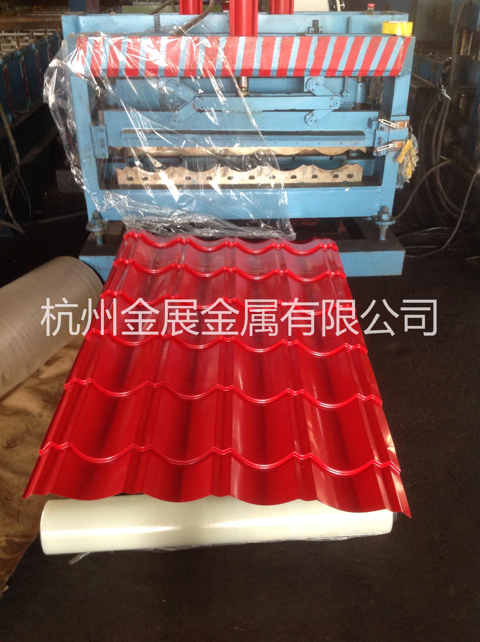 供應(yīng)別墅經(jīng)典型紅色仿古彩鋼瓦828型，南昌仿古彩鋼琉璃瓦828型，滴檐，屋脊瓦