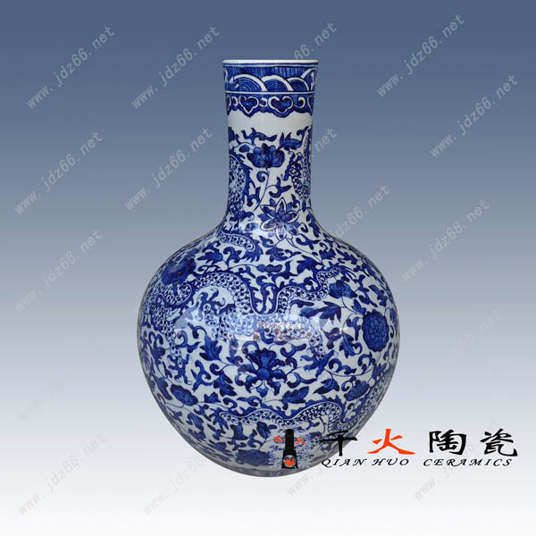 供應用于家居擺件|酒店裝飾|主題用品的仿古青花瓷酒店裝飾擺件青花瓷制品