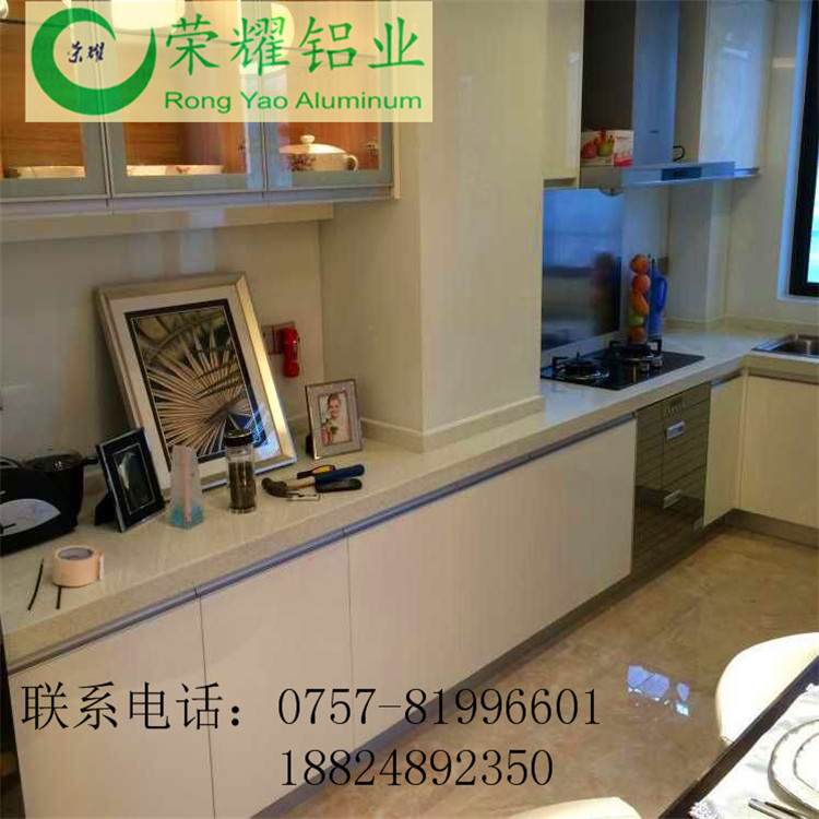 供應(yīng)用于的江蘇陶瓷合金櫥柜鋁材，櫥柜鋁材