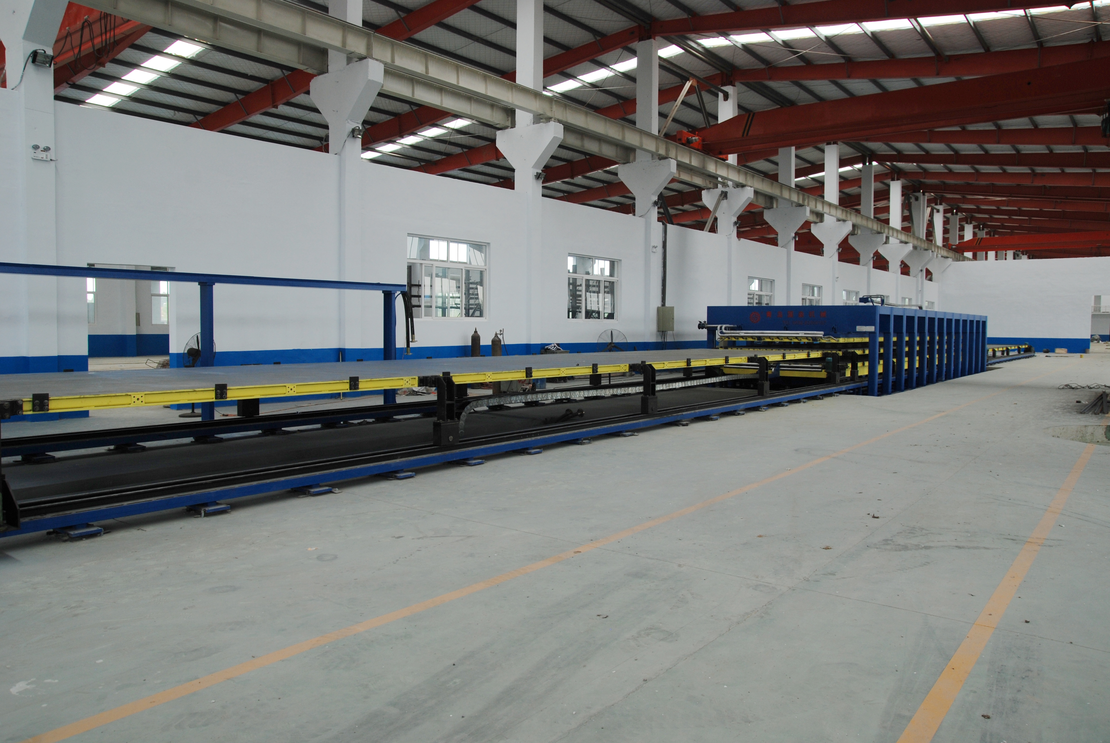 供應(yīng)冷藏保溫車廂板熱壓機(jī)