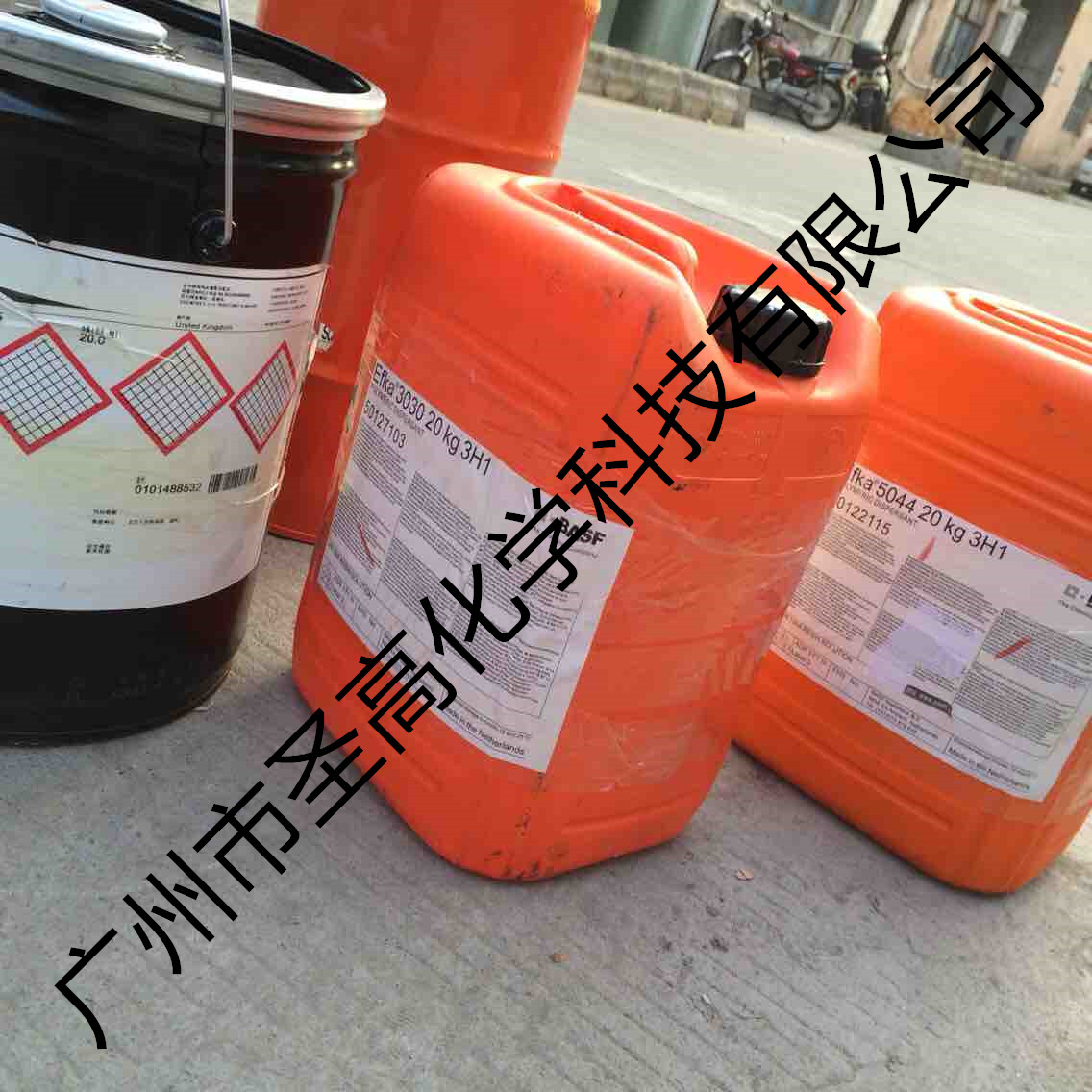 供應(yīng)熱銷EFKA-3883流平劑促進(jìn)消光粉的排列增加抗粘黏聯(lián)