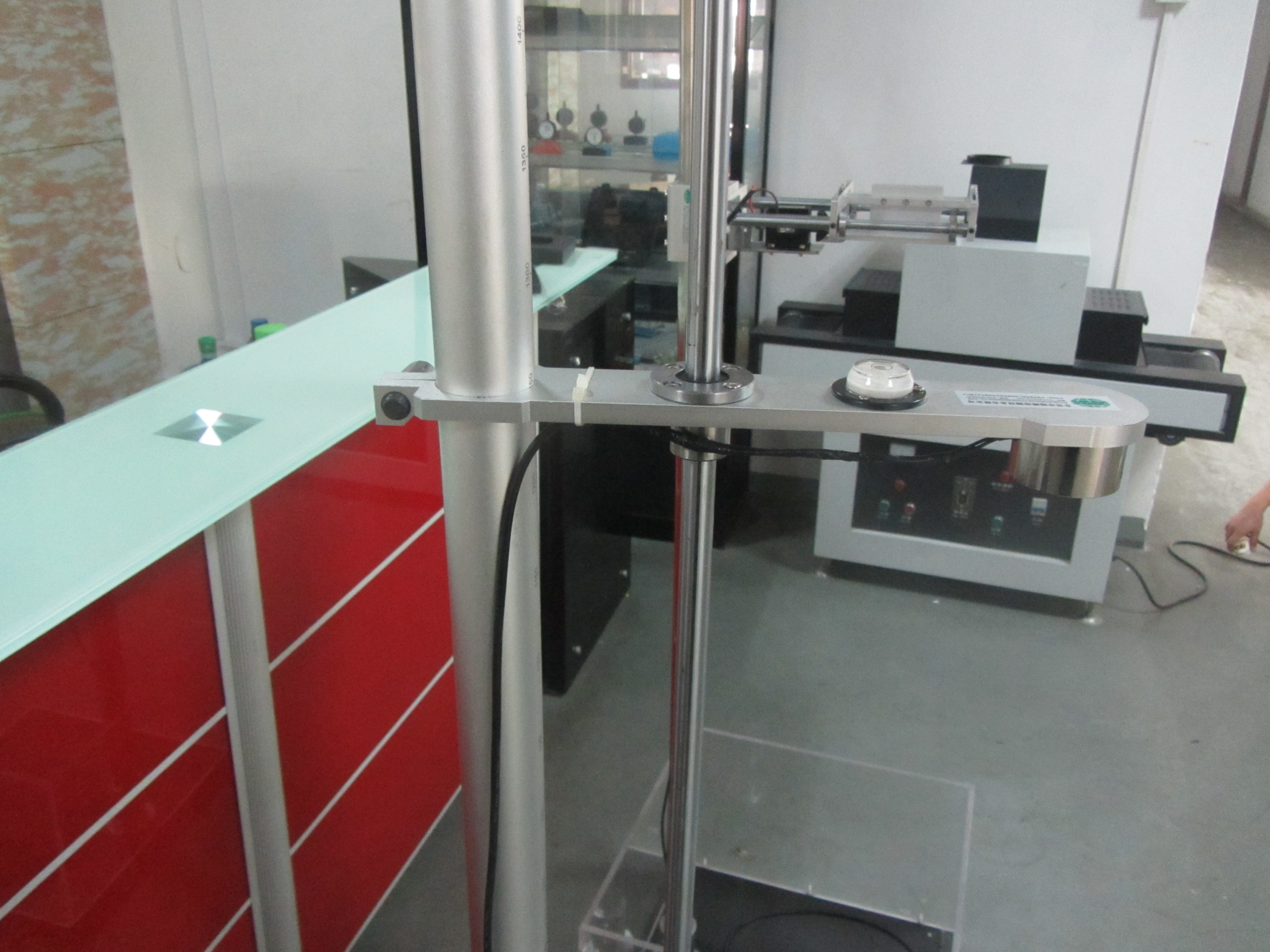 供應(yīng)鋼球跌落試驗(yàn)機(jī),落球自由跌落試驗(yàn)