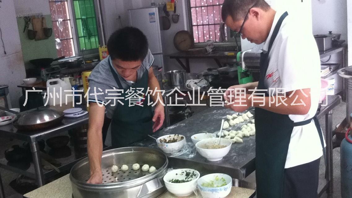 供應(yīng)*早餐包子小吃培訓(xùn)學(xué)校哪里有，學(xué)早餐包子哪里有，廣州附近哪里有早餐包子培訓(xùn)的，哪里有學(xué)做早餐包子的，早餐包子技術(shù)培