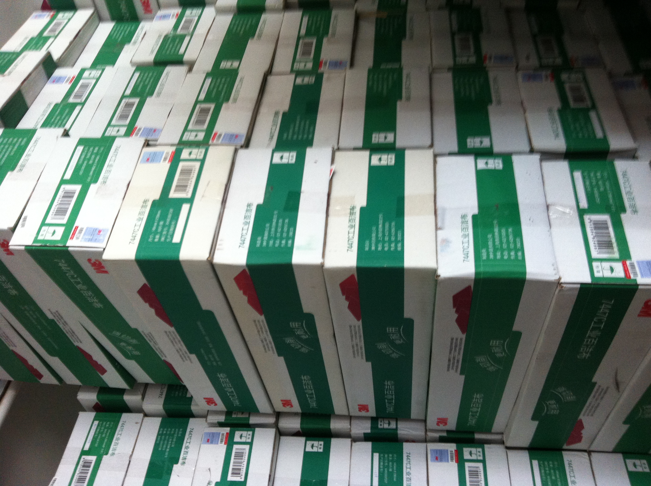 供應(yīng)3M7447C工業(yè)百潔布打磨砂布 3M百潔布7447C除銹拋光布