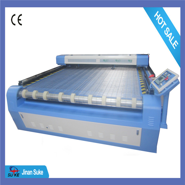 毛絨玩具切割機(jī) 服裝裁剪機(jī) 汽車用品切割機(jī)