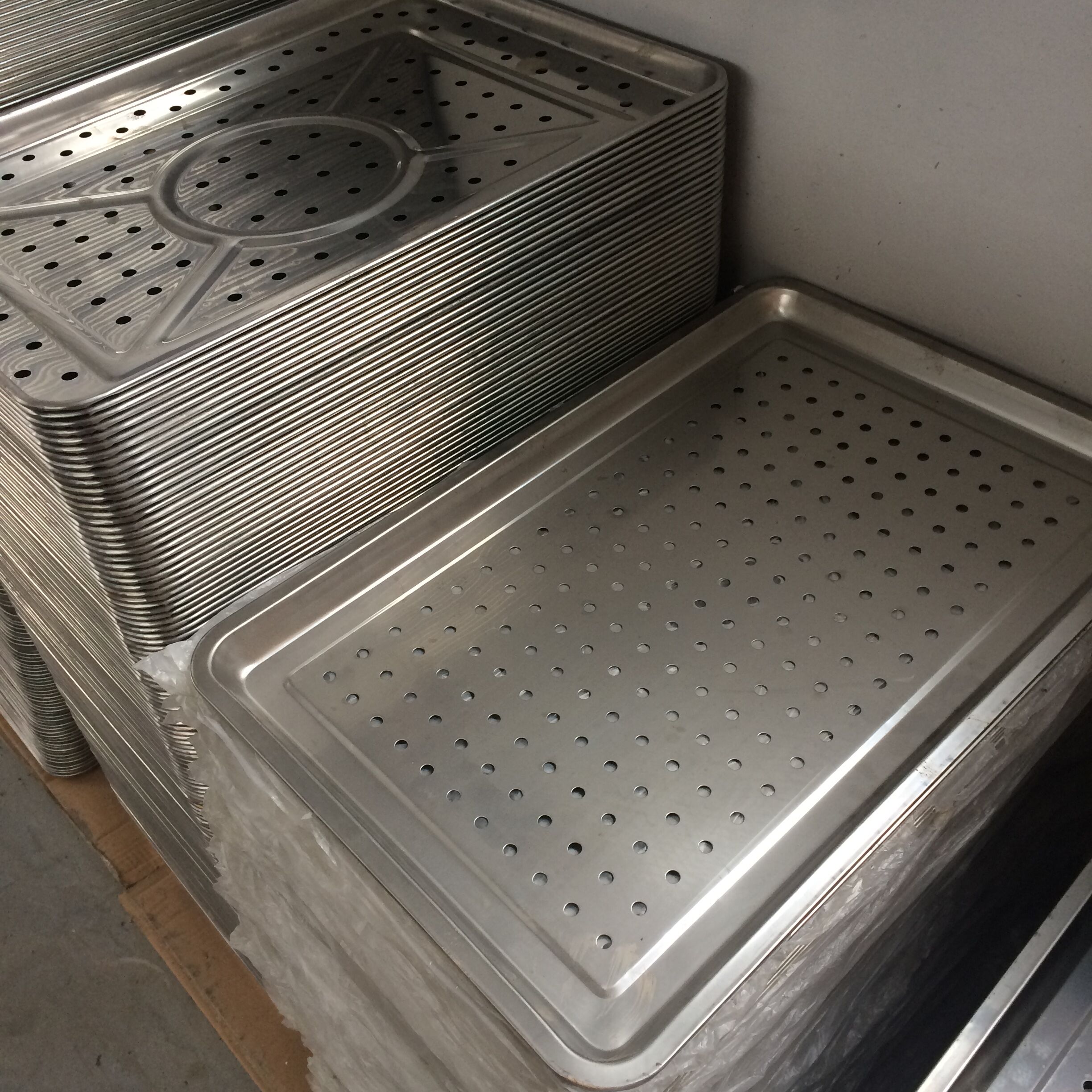 供應(yīng)批發(fā)不銹剛饅頭蒸盤 米飯盤 菜盤