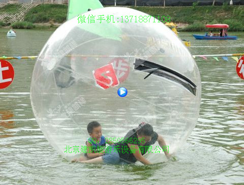 供應(yīng)用于水上游樂(lè)的充氣水上 充氣玩具 水上步行球