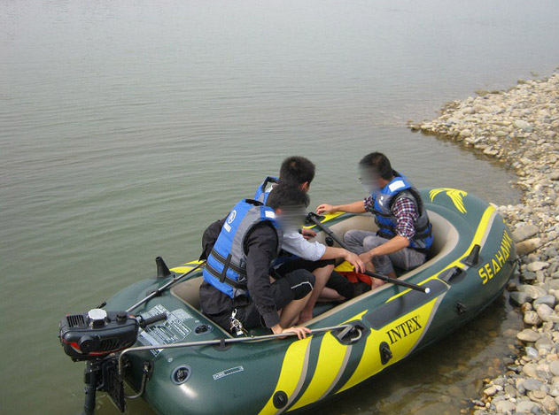 供應橡皮船價格,橡皮艇,廠家充氣橡皮船,休閑充氣船,硬底釣魚船,機動艇