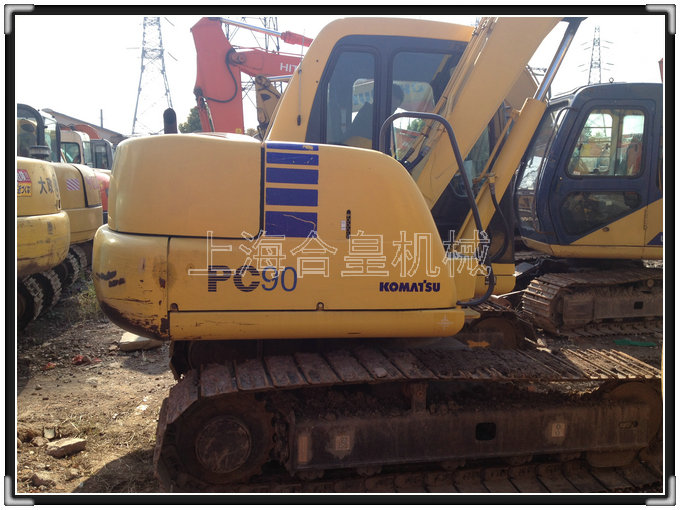 供應(yīng)二手小松PC60-7小型挖掘機(jī)