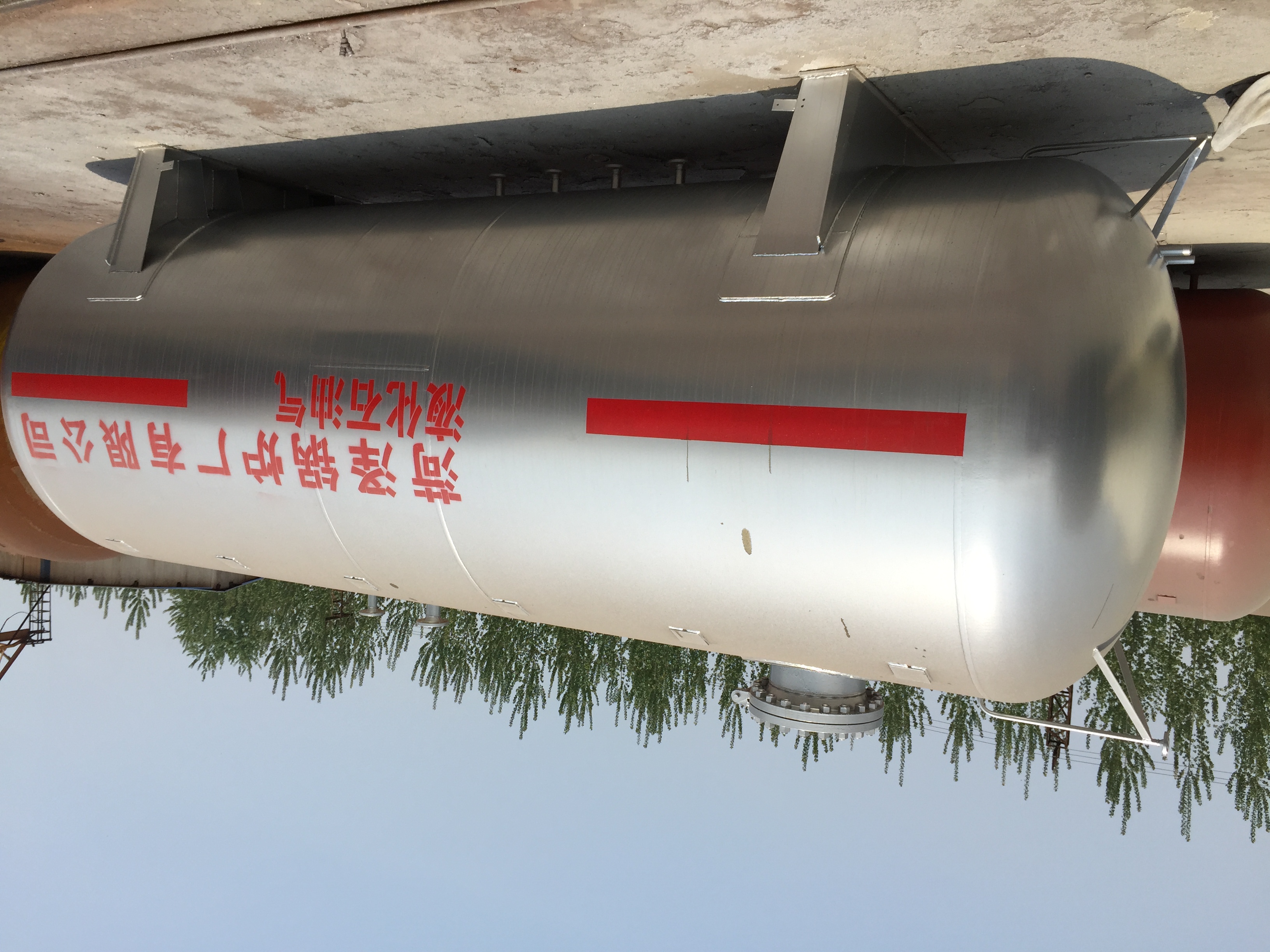 供應貴州LNG加氣站 5-200立方  化工儲罐  低溫儲罐