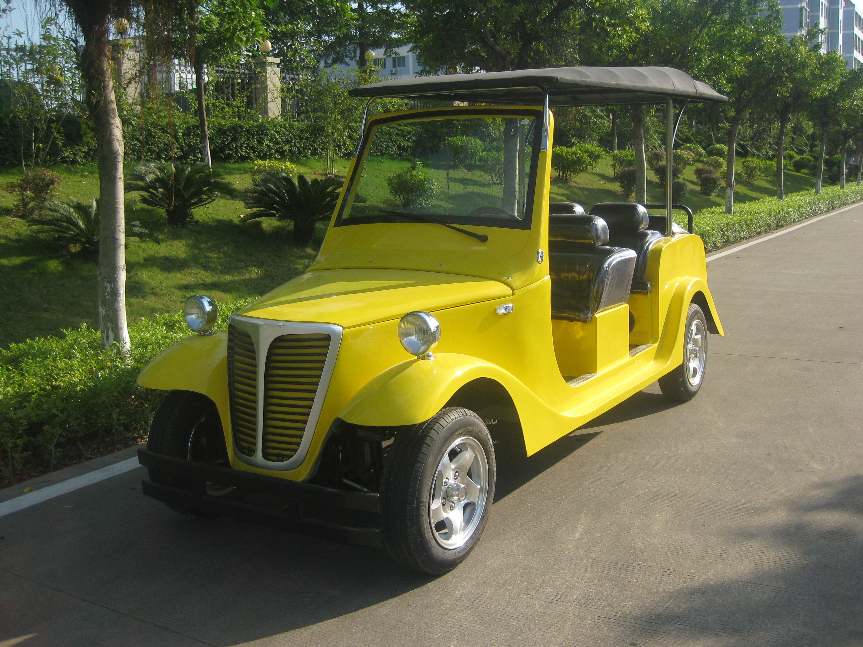 供應(yīng)6座老爺車大豐和 價(jià)格  觀光車 電動(dòng)車 配置高 *惠 售后服務(wù)網(wǎng)完善