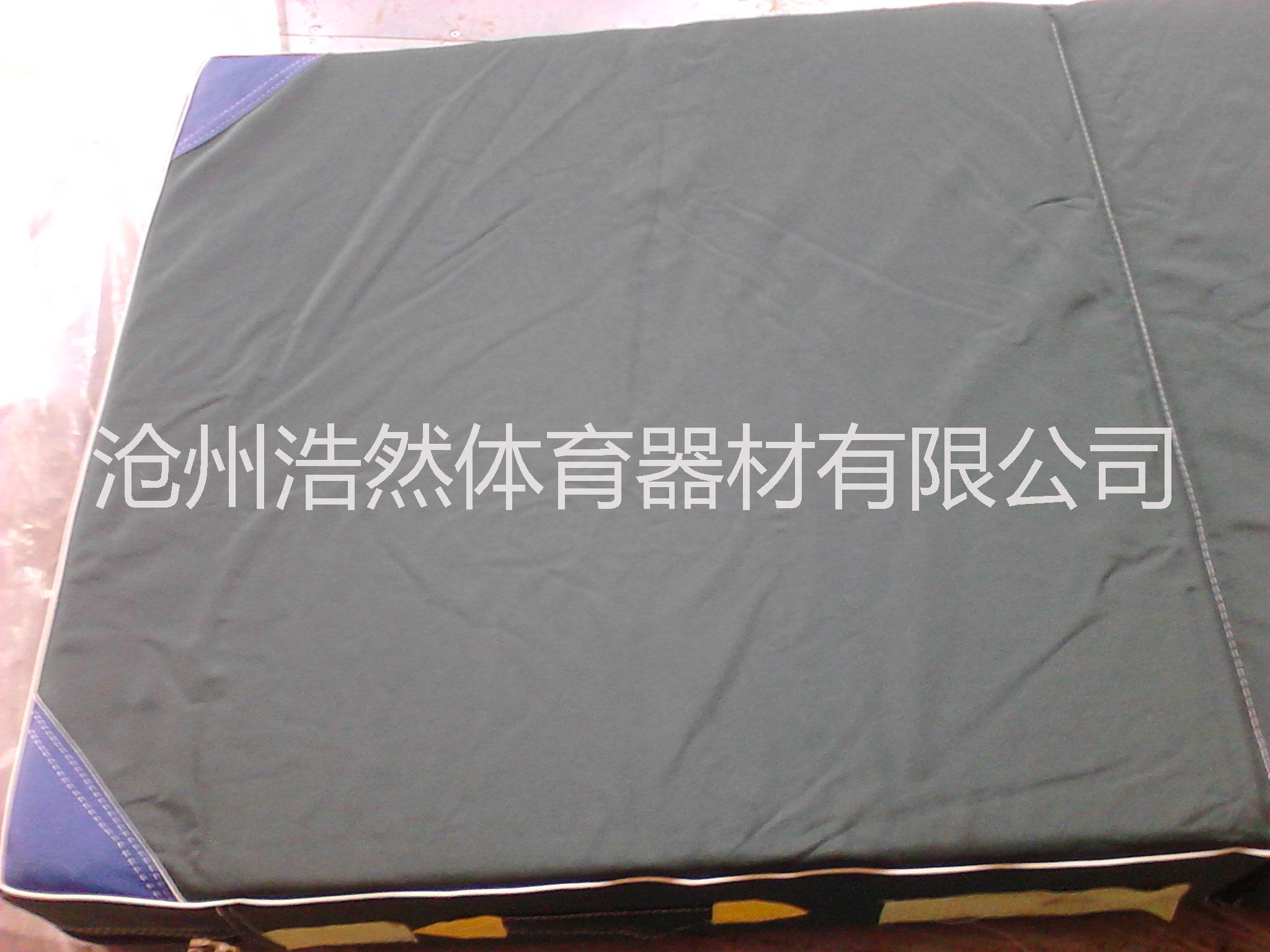 供應(yīng)供應(yīng)中小學體育器材體操墊大體操墊軍綠色體操墊聚氨脂海綿體操墊