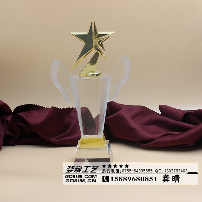 供應(yīng)愛(ài)心琉璃獎(jiǎng)杯，心形琉璃獎(jiǎng)杯，