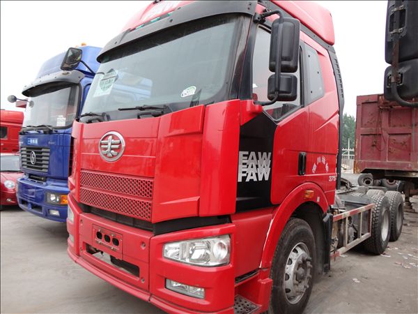 便宜出售解放J6雙驅(qū)高欄貨車