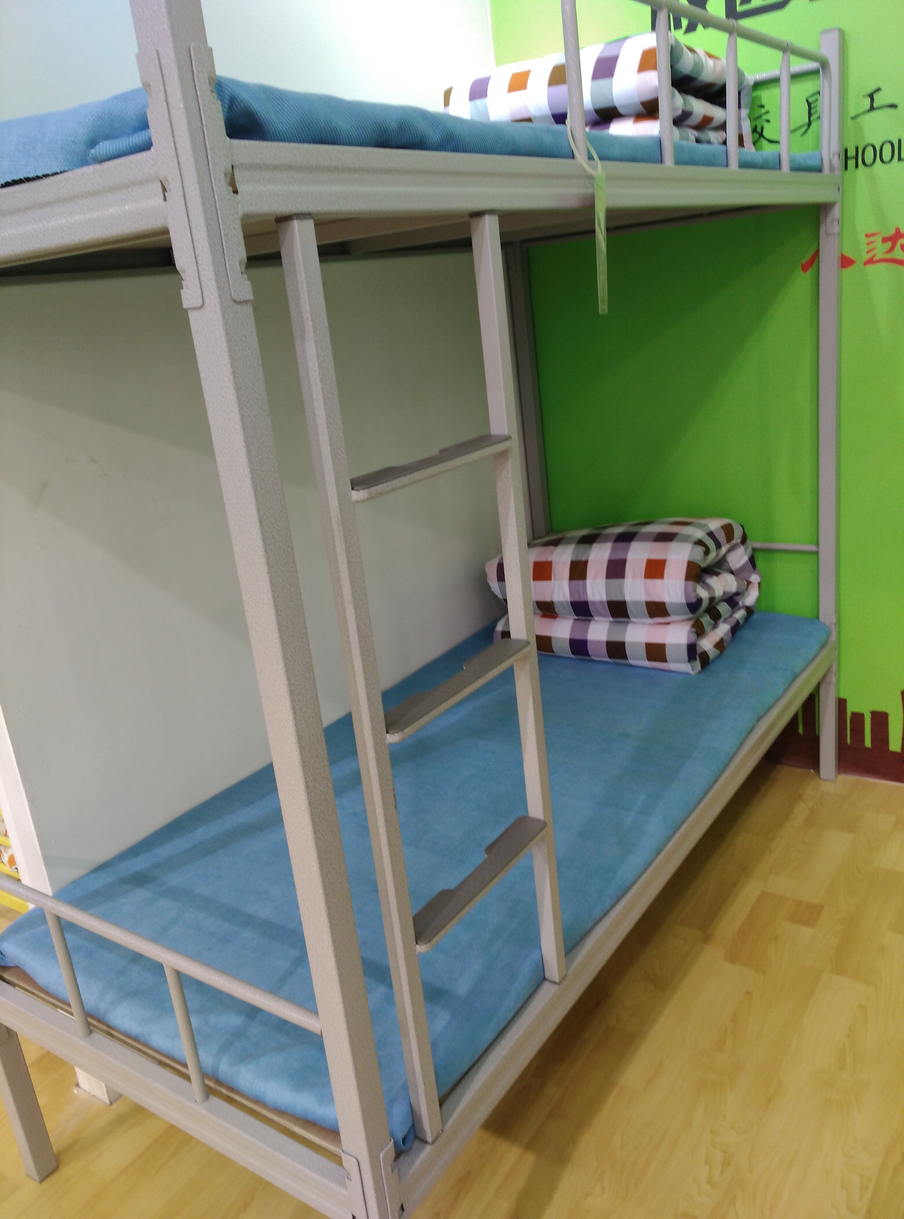 工地成人40小方管高低床 學(xué)校宿舍上下鋪鋼鐵床 員工公寓床批發(fā)