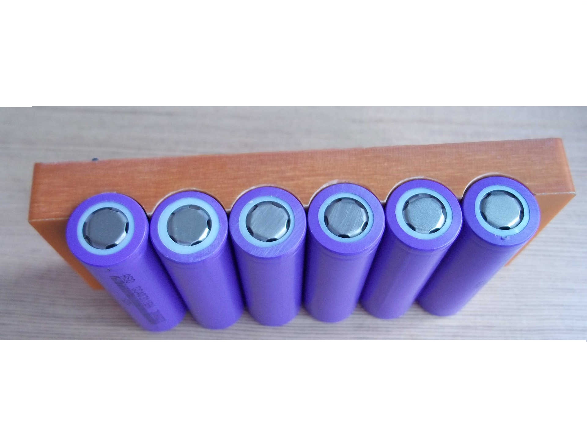 供應(yīng)18650電池點(diǎn)焊夾具、電池夾具