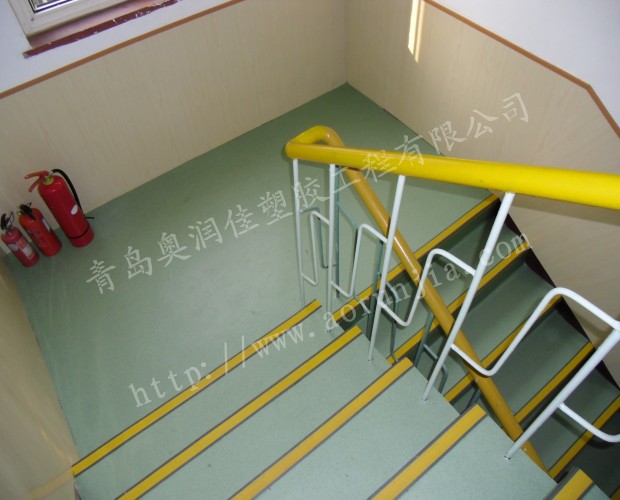 供應(yīng)幼兒園PVC地板 塑膠地板