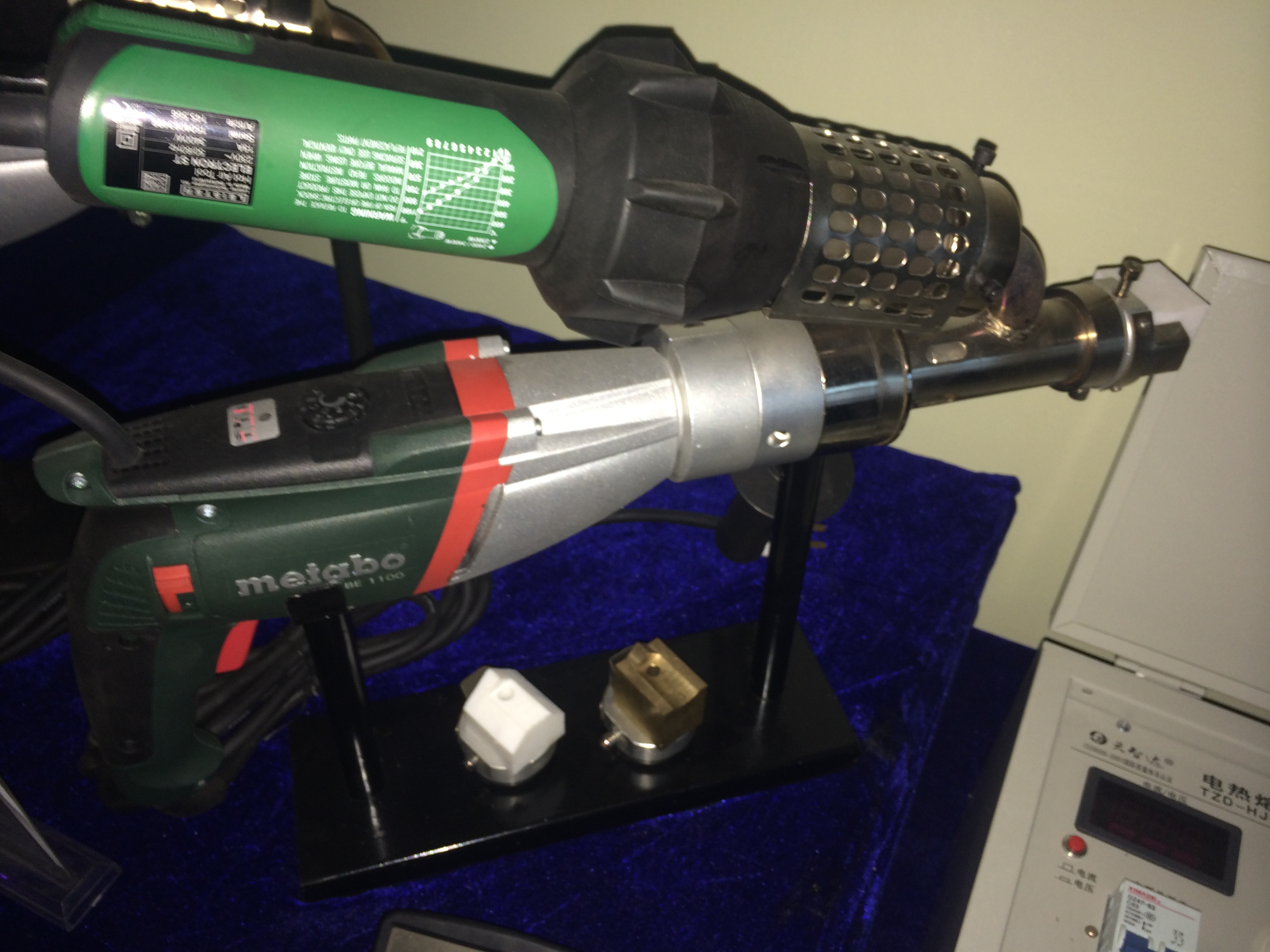 供應(yīng)用于化工管道|電鍍行業(yè)|汽車制造的優(yōu)質(zhì)PE板材