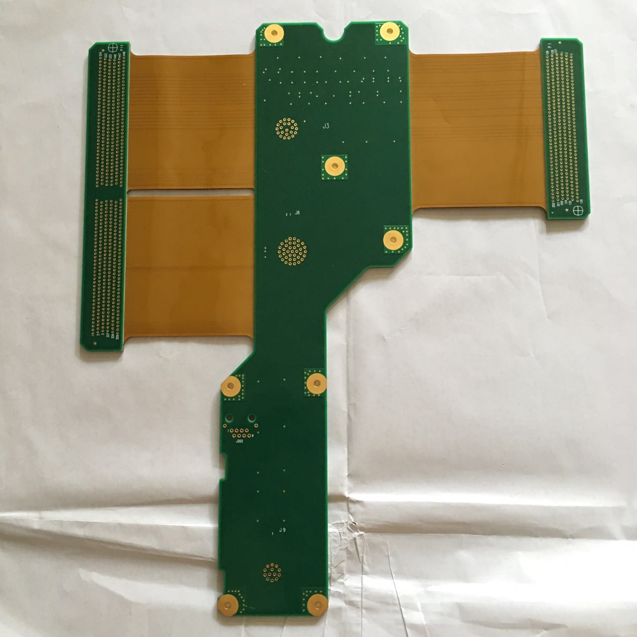 供應用于*，空間站的134層高端PCB硬板