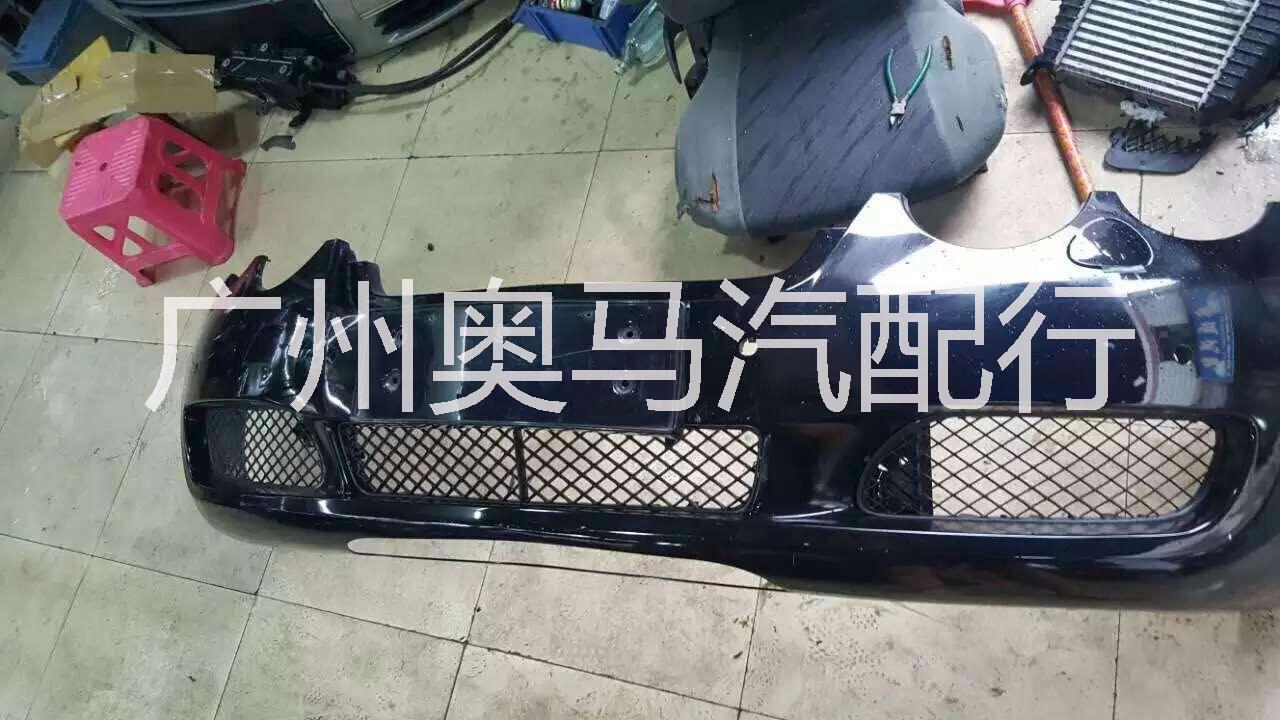 供應(yīng)奔馳C300204發(fā)動(dòng)機(jī)總成大燈機(jī)蓋葉子板車門拆車件