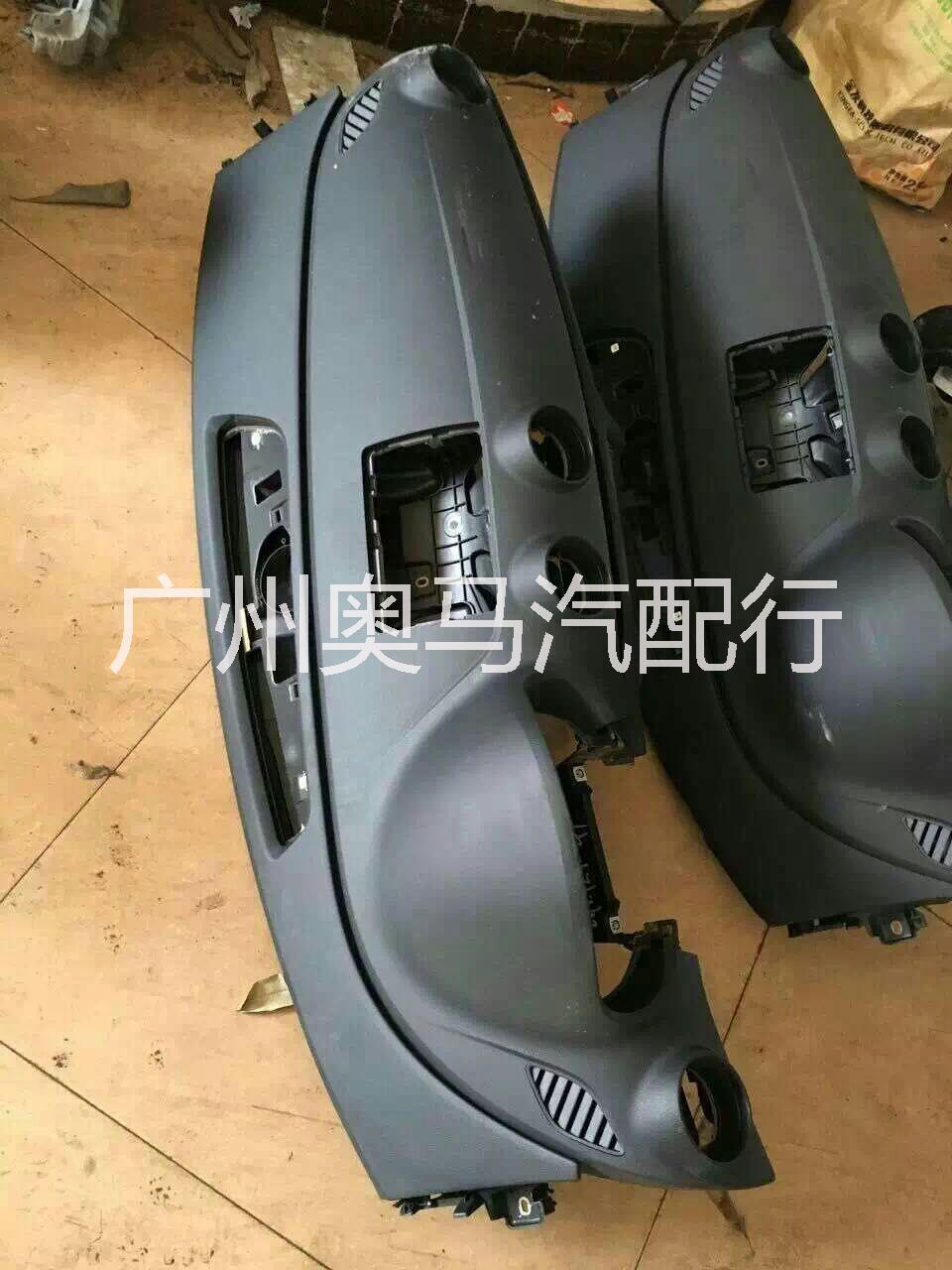 供應廣州寶馬汽車配件