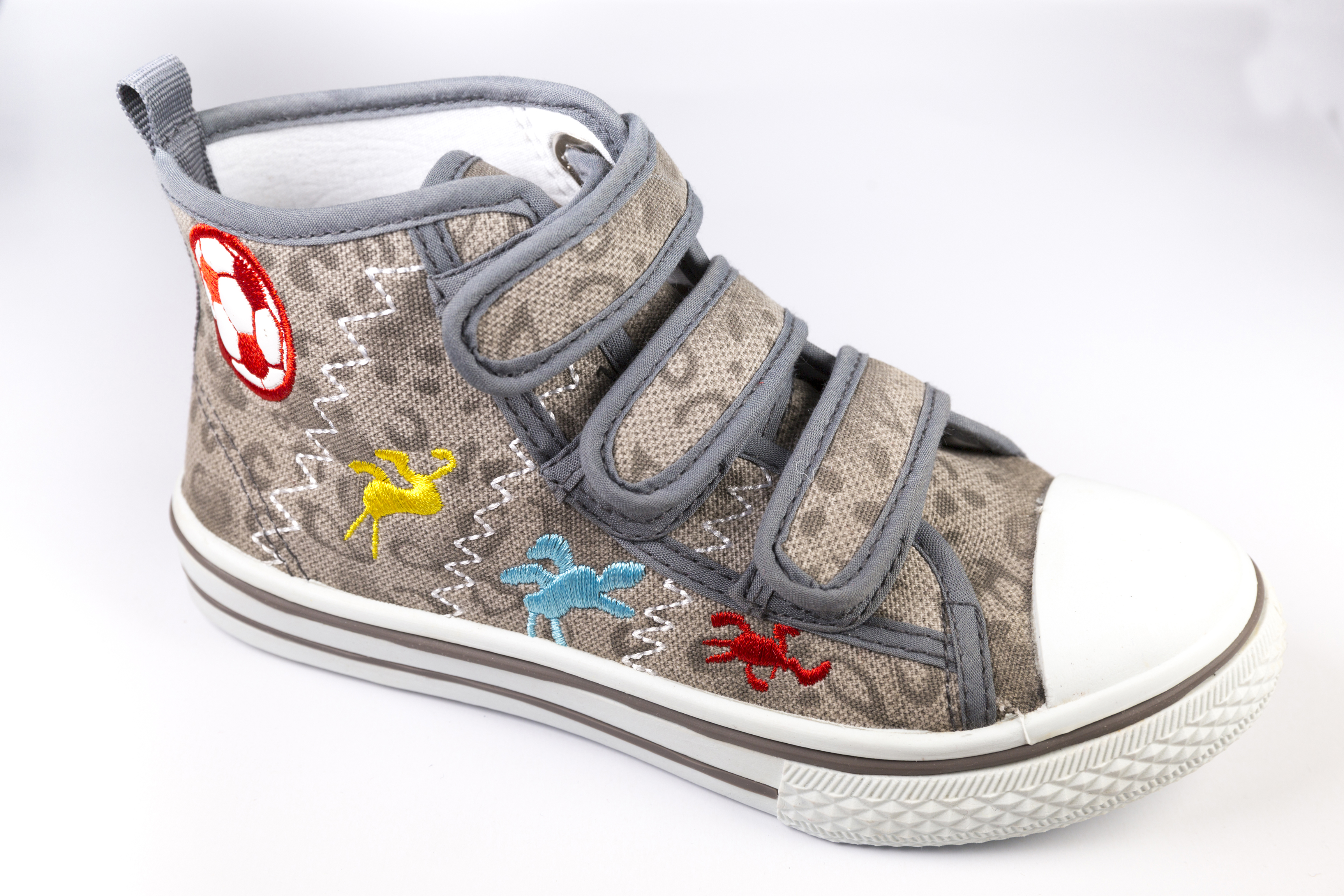 廣州兒童高幫帆布鞋報價|廣州兒童高幫帆布鞋批發(fā)|廣州兒童高幫帆布鞋廠家