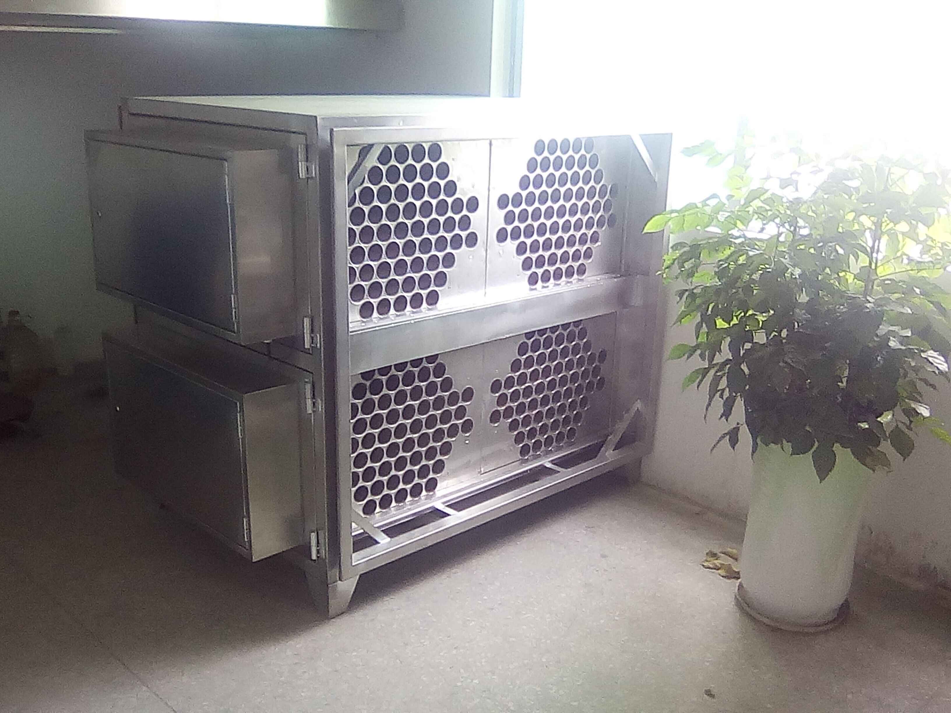 供應(yīng)洛陽*餐廚油煙凈化器  *低排油煙凈化器廠家直銷