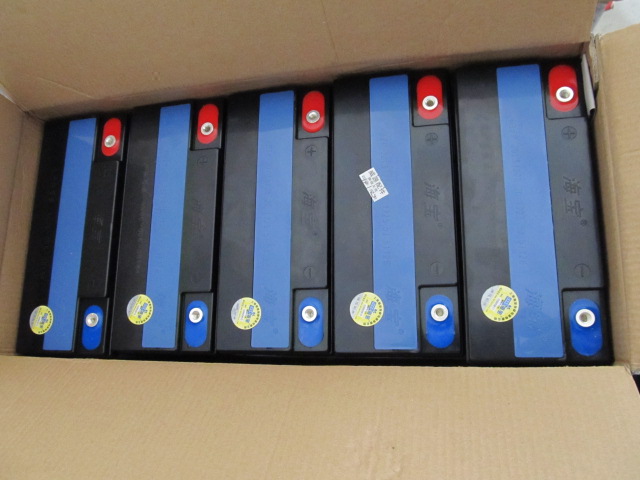 供應(yīng)海寶電動車電池批發(fā)兼零售電池廠家代理商