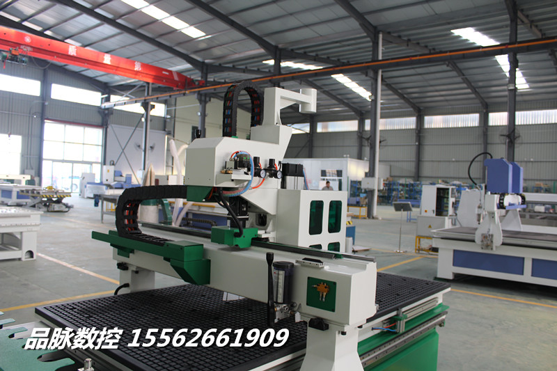 供應(yīng)廠家直銷-木工加工中心