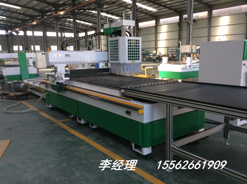 供應(yīng)品脈M6雙頭排鉆數(shù)控開料機(jī)