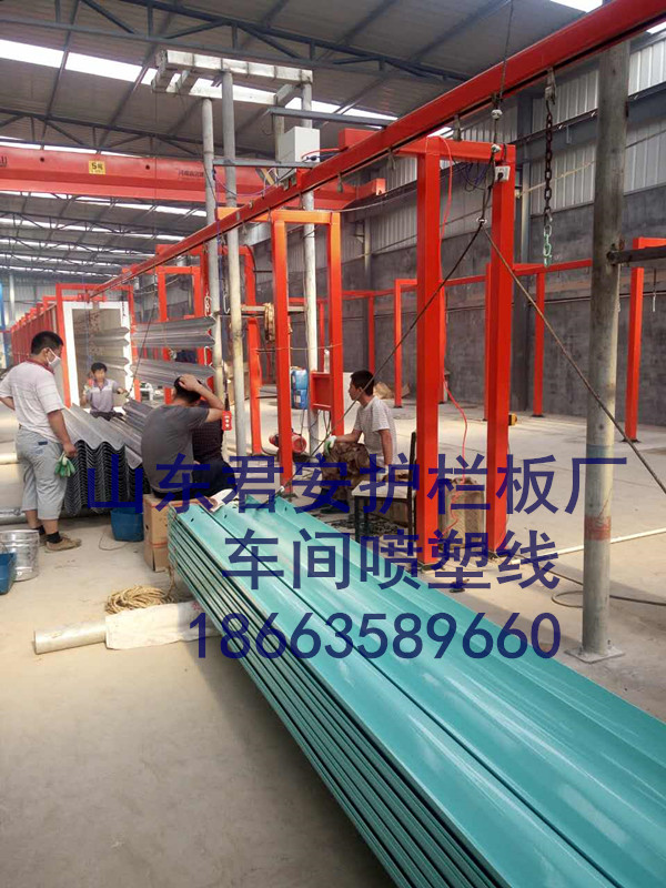 波形護(hù)欄板【生產(chǎn)廠家實(shí)體】公路波形梁護(hù)欄板及配件