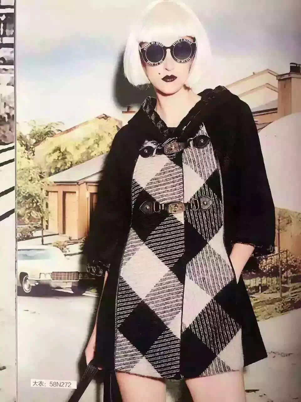 黑白休閑風 漠希摩女裝  品牌折扣  比例超好 庫存尾貨  大份*