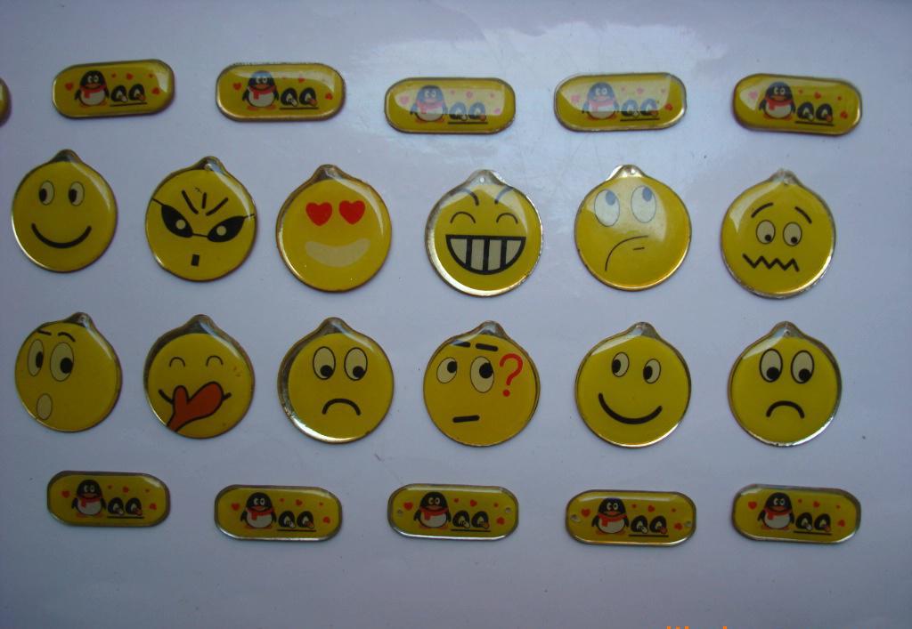 日化用品包裝不干膠標(biāo)簽,電子*貼紙,可移不干膠標(biāo)簽