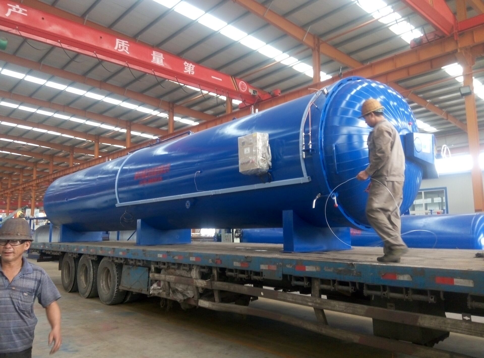 供應(yīng)鑫正達(dá)蒸汽式食用菌*器