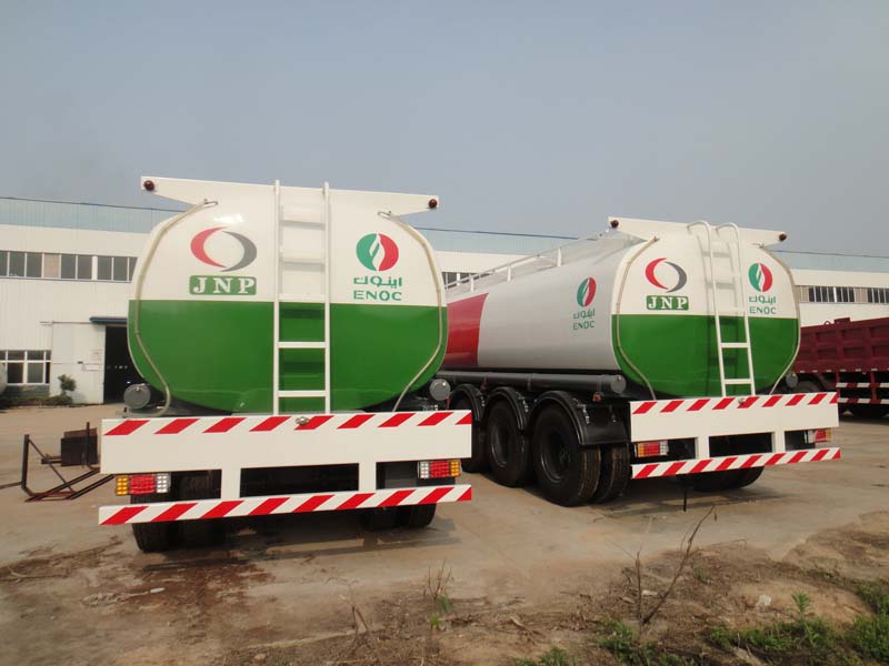 供應(yīng)運(yùn)油半掛車-湖北合力汽車