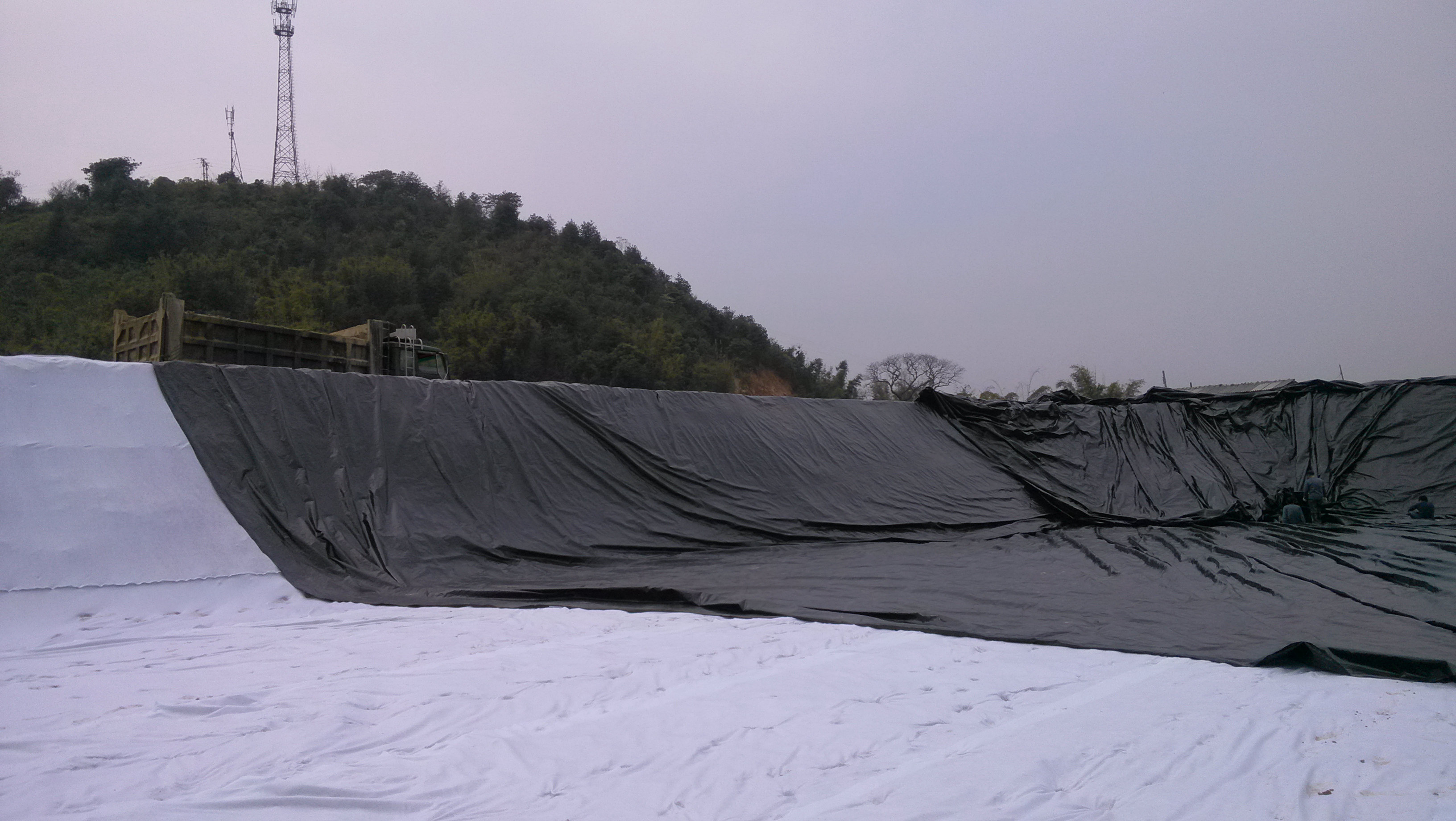 養(yǎng)殖防滲膜價格 防滲膜廠家 藕池防滲 魚塘防滲膜 德州防滲膜廠家