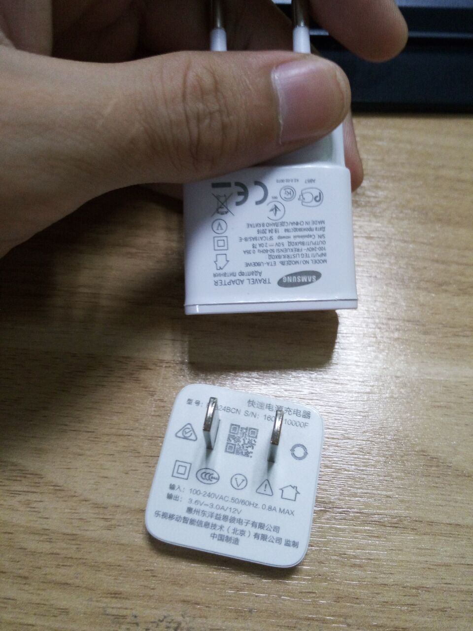 出售金屬激光打標(biāo)機(jī)/激光刻字機(jī)廠家